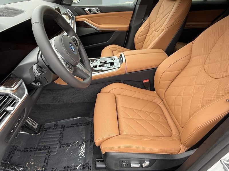 2026 BMW X5 xDrive50eImage 20