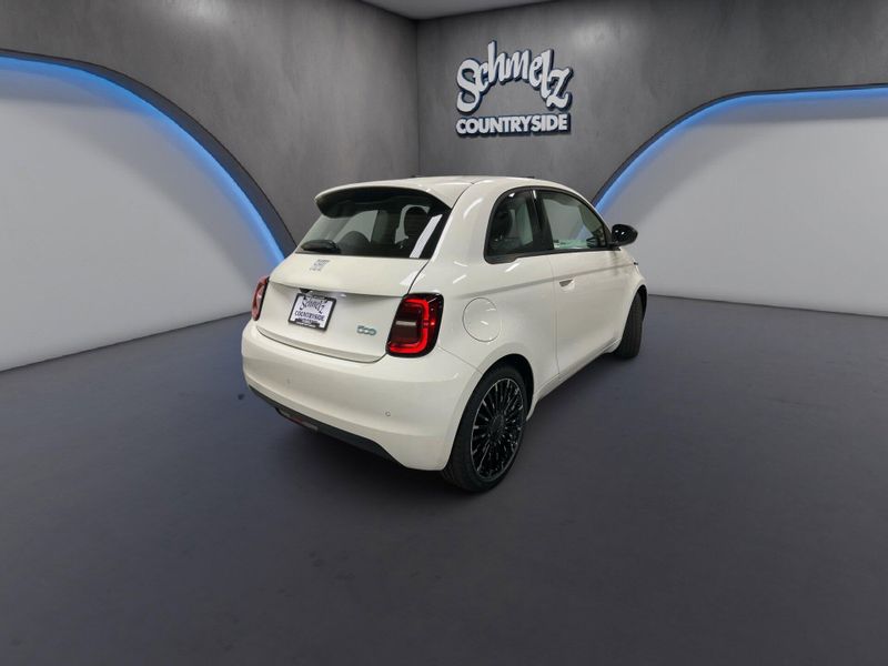 New 2026 Fiat 500e PopImage 8