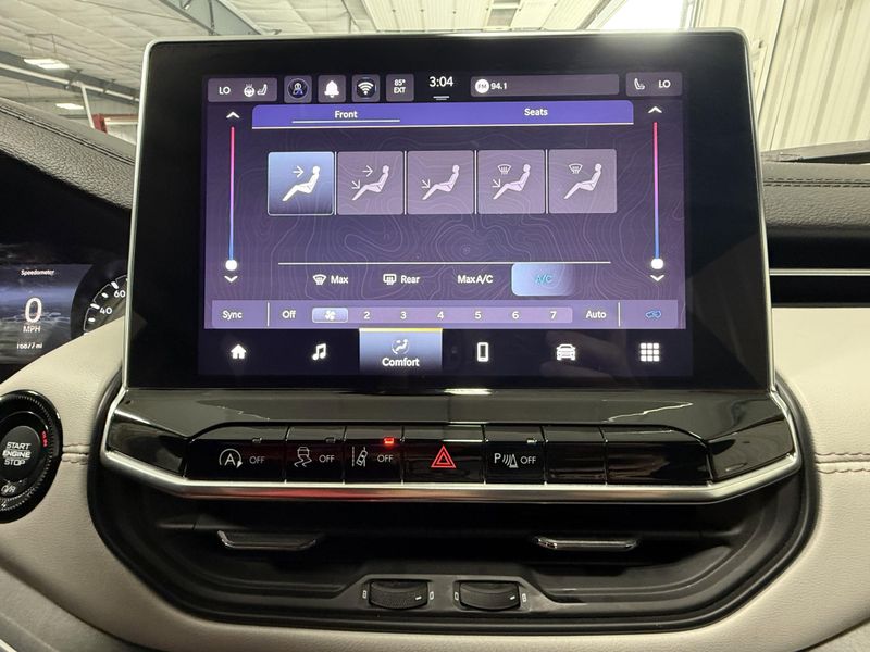 Used 2024 Jeep Compass LimitedImage 31