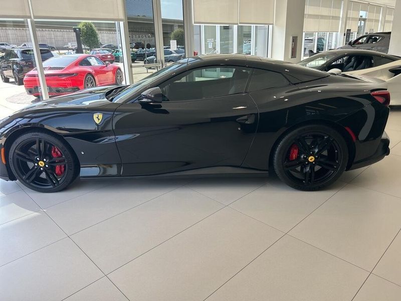 2020 Ferrari Portofino BaseImage 3