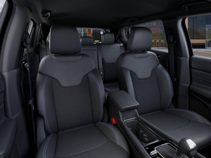 New 2026 Jeep Compass Latitude Altitude 4x4Image 42