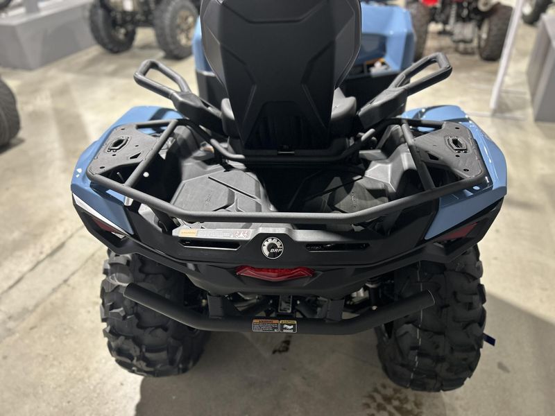 New 2025 Can-Am OUTLANDER MAX XT 700 Image 4