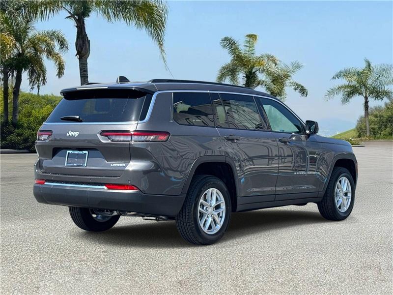 New 2026 Jeep Grand Cherokee L Laredo 4x2