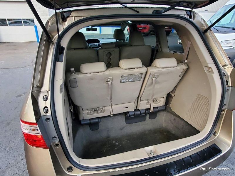 2011 Honda Odyssey TouringImage 12