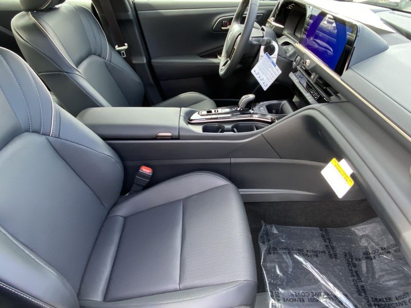 New 2026 Toyota Crown LimitedImage 10