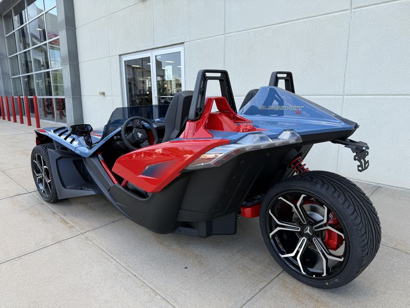 2025 Polaris SLINGSHOT R MANUALImage 3