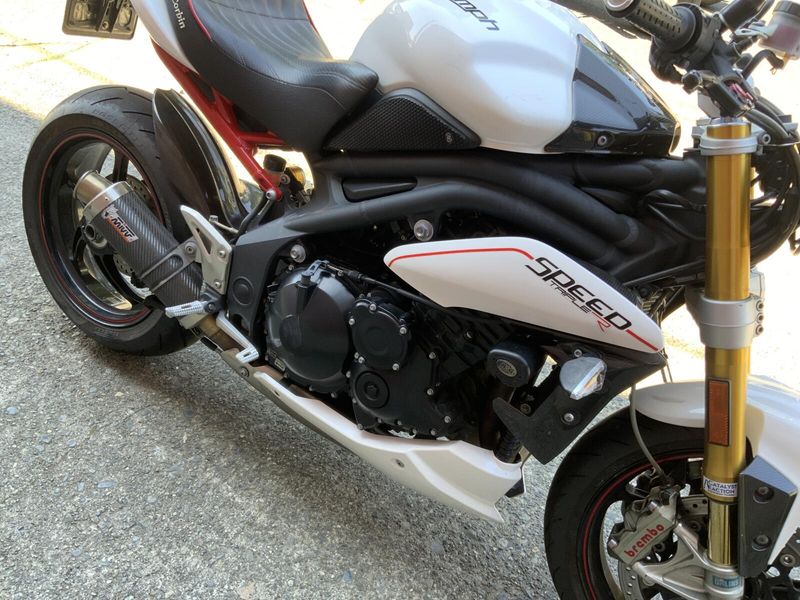 2012 Triumph SPEED TRIPLE R 