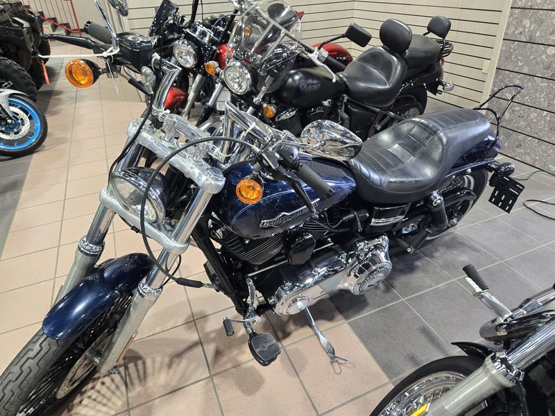 2013 HARLEY DYNA SUPER GLIDE CUSTOM Image 4