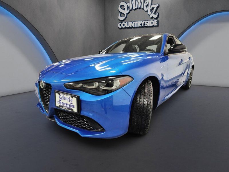 Used 2024 Alfa Romeo Giulia Veloce Premium AWD w/Sunroof/Activ AsstImage 10