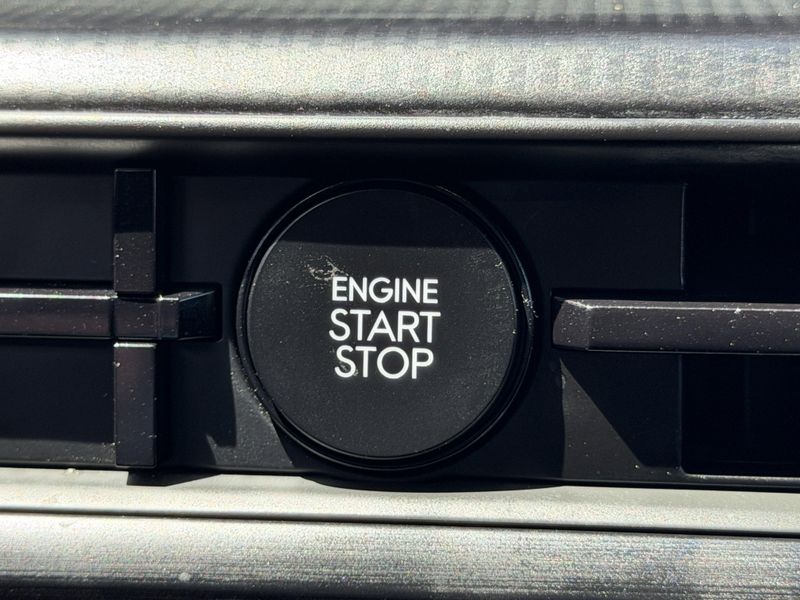 Used 2025 Hyundai Santa Fe Hybrid CalligraphyImage 26