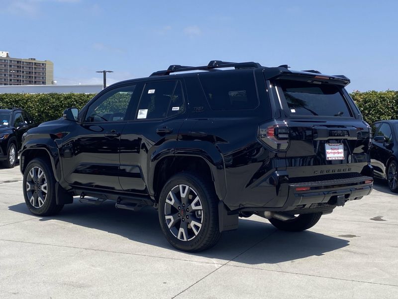 New 2025 Toyota 4Runner TRD SportImage 5