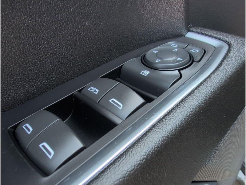 Used 2023 Chevrolet Silverado 1500 LTImage 12