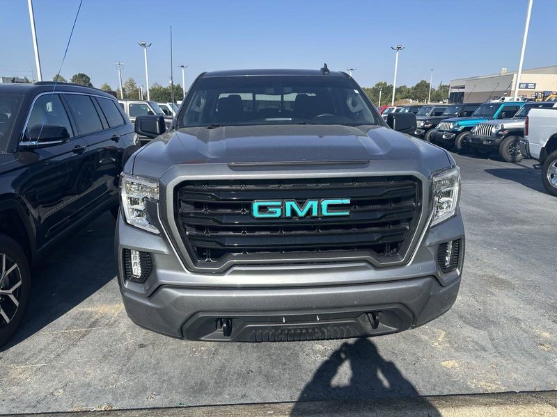 2021 GMC Sierra 1500 ElevationImage 2