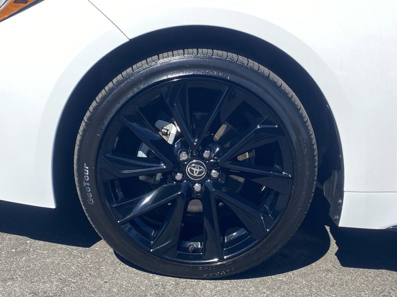 Used 2022 Toyota Corolla SE NightshadeImage 8
