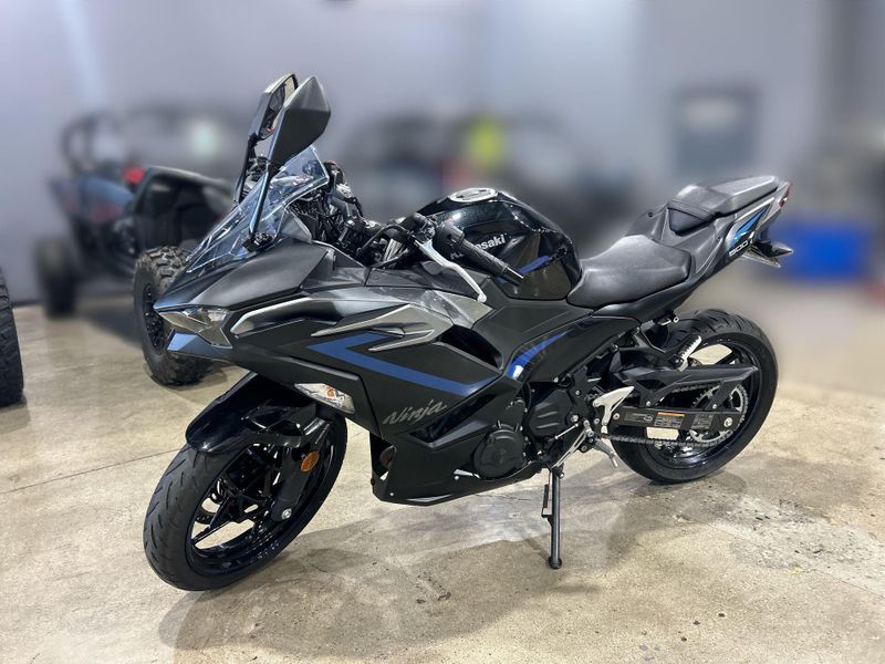 Used 2025 Kawasaki NINJA 500 Image 18