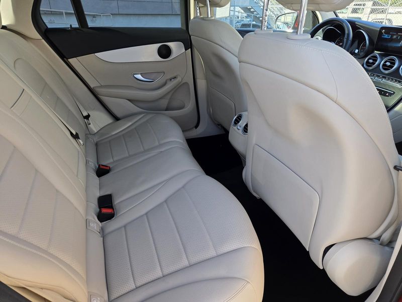 Used 2022 Mercedes-Benz GLC 300 SUV