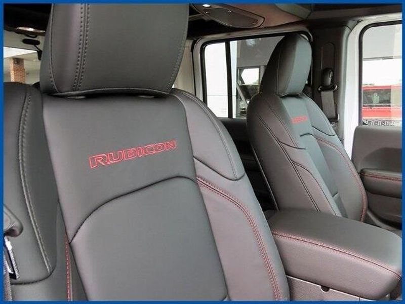 New 2025 Jeep Wrangler Rubicon XImage 9