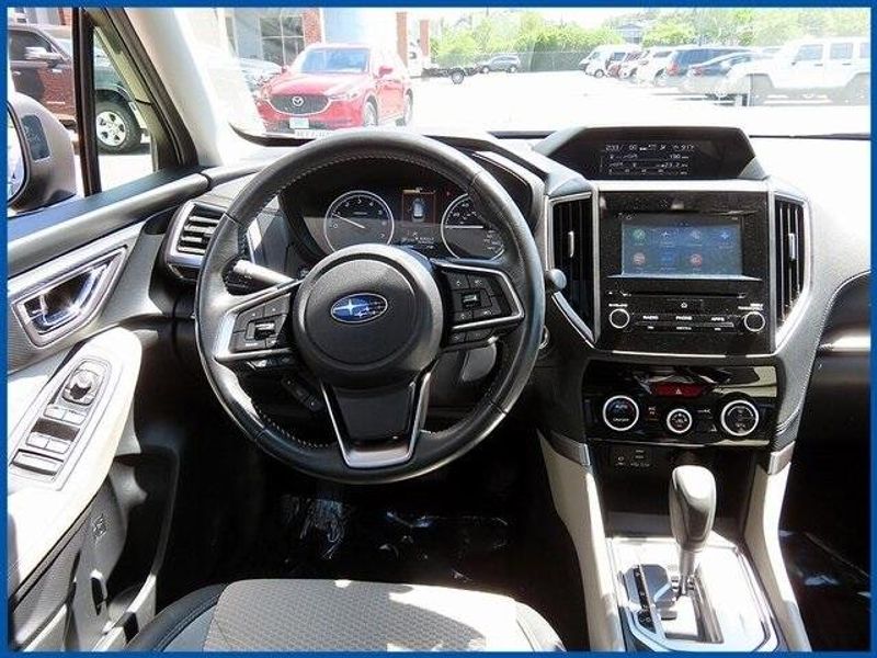 Used 2019 Subaru Forester PremiumImage 11