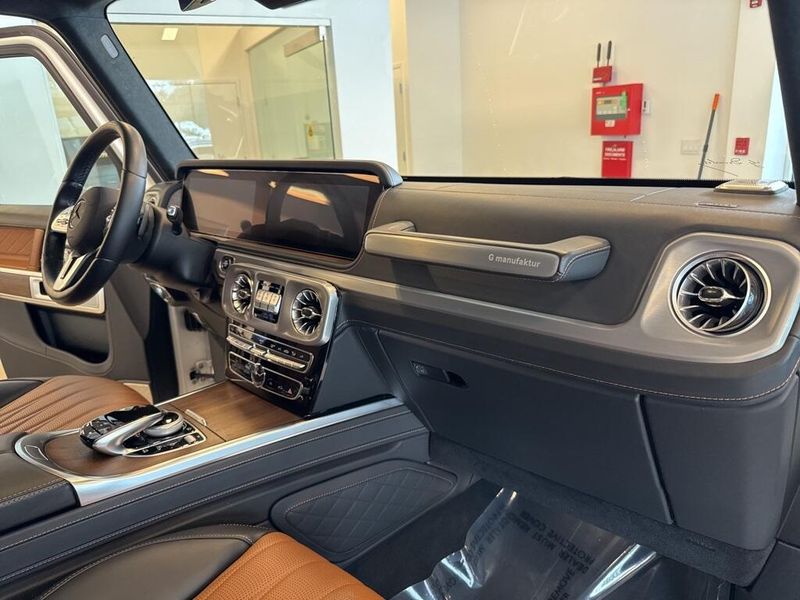 2022 Mercedes-Benz G-Class G 550 PROFESSIONAL PACKAGEImage 37