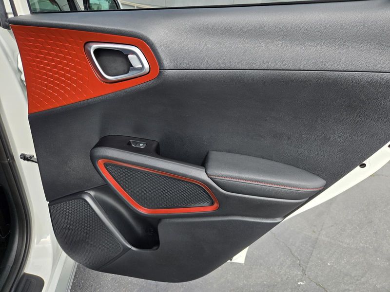 2023 Kia Soul GT-Line photo 30