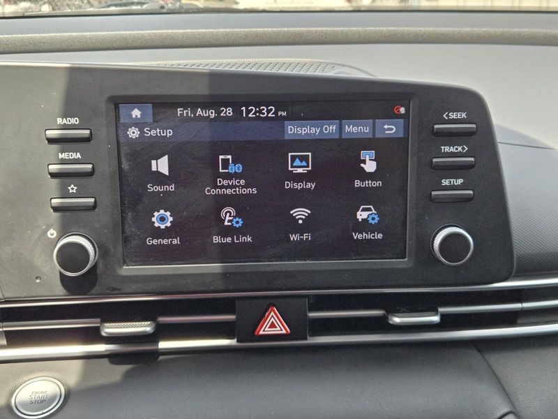 Used 2022 Hyundai Elantra SEL IVT