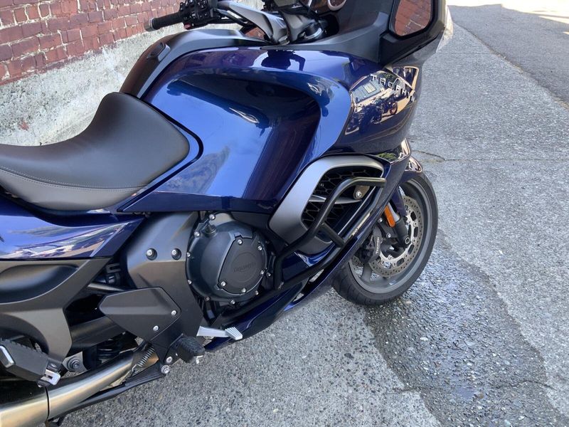 Used 2013 Triumph TROPHY SE A1 