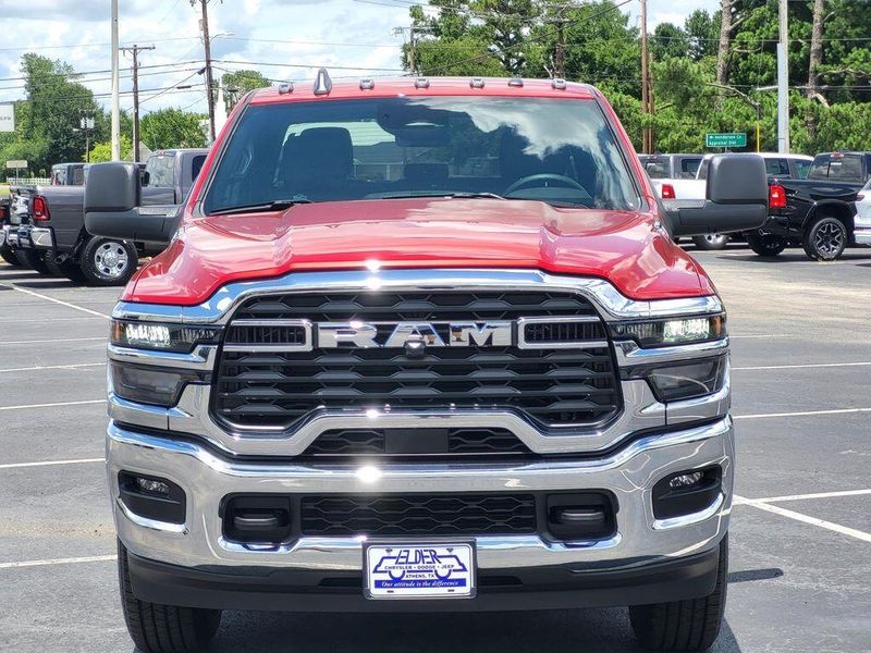 2025 RAM 2500 Tradesman Crew Cab 4x4 6