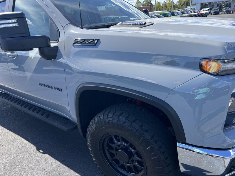 Used 2024 Chevrolet Silverado 2500HD LTImage 4