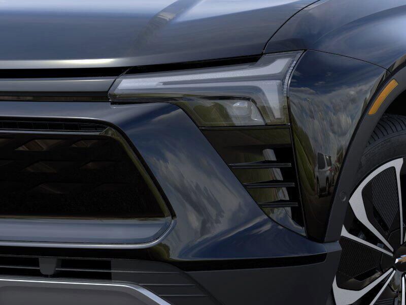 New 2025 Chevrolet Blazer EV AWD LTImage 10