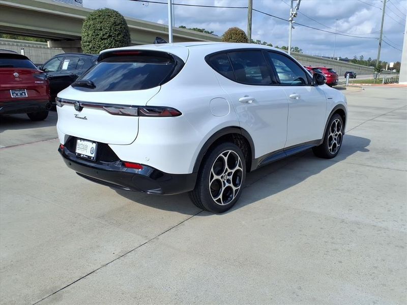 New 2025 Alfa Romeo Tonale VeloceImage 6