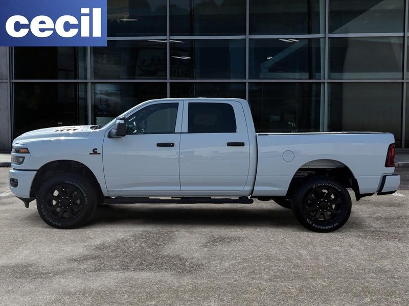 2026 Ram 2500 Tradesman photo 2