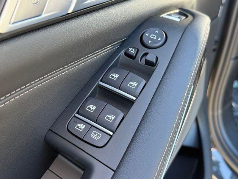 New 2026 BMW X7 xDrive40iImage 18