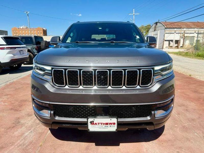 2022 Jeep Wagoneer Series IImage 2
