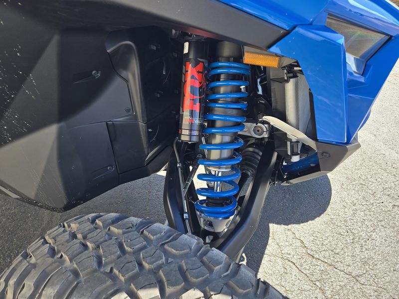 NEW 2026 POLARIS RZR PRO R 4 ULTRA EDITION Image 28