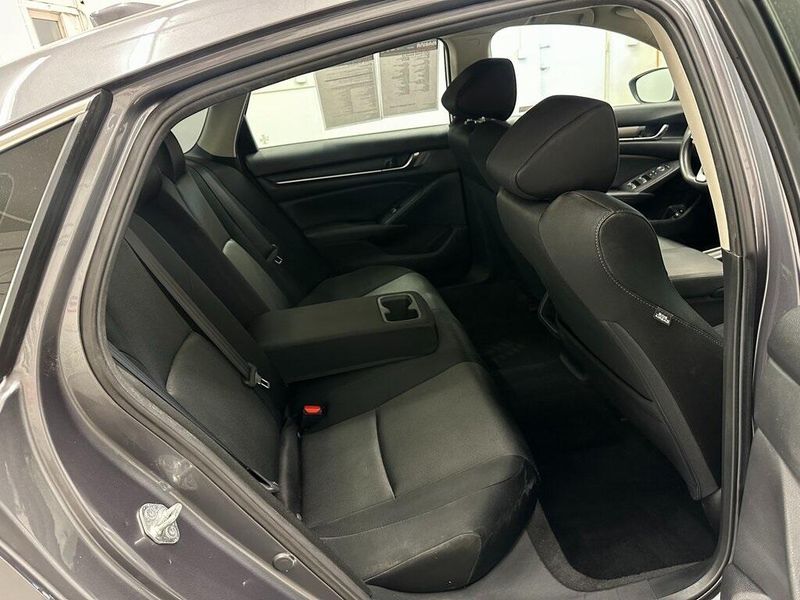 2021 Honda Accord LXImage 24