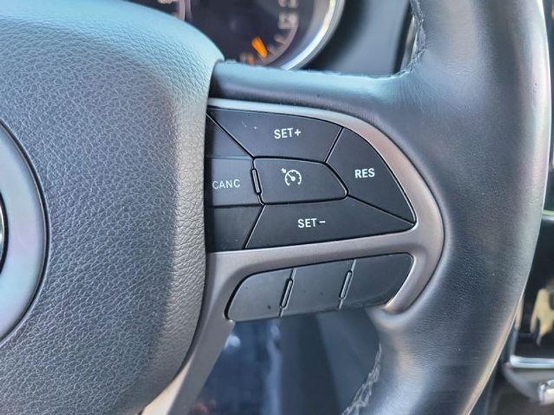 Used 2019 Jeep Grand Cherokee Altitude