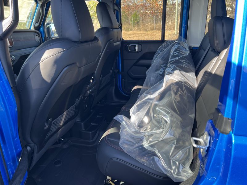 New 2026 Jeep Wrangler 4-door Rubicon XImage 14