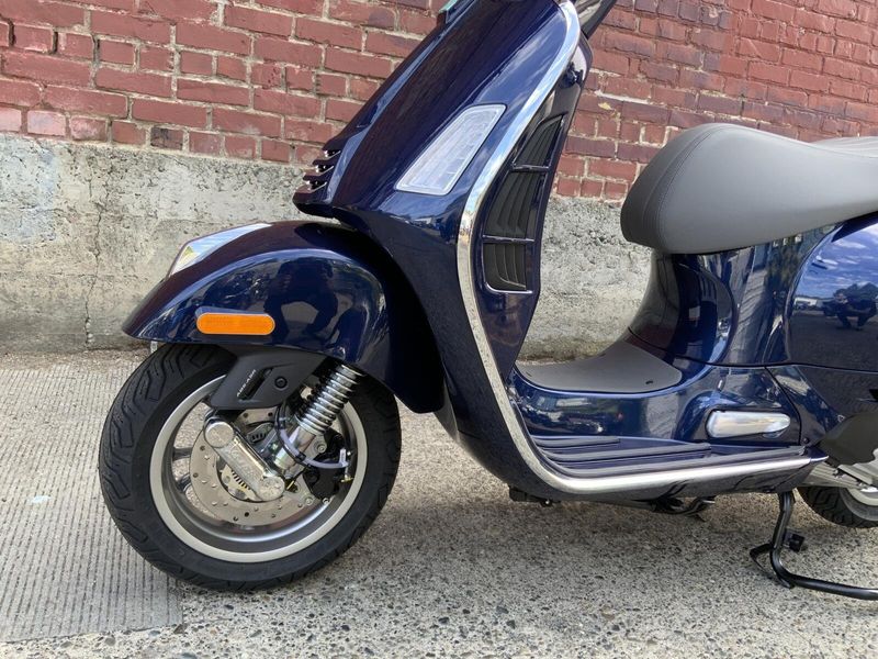 New 2027 Vespa GTS 310 