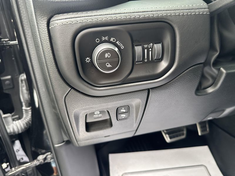 2022 RAM 1500 TRXImage 34