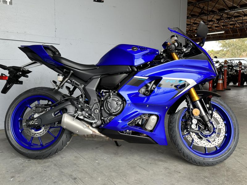 New 2025 Yamaha YZF-R7 Image 12