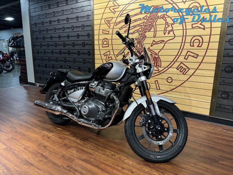 2024 Royal Enfield Super Meteor in a Intersteller Grey exterior color. Motorcycles of Dulles 571.934.4450 motorcyclesofdulles.com 