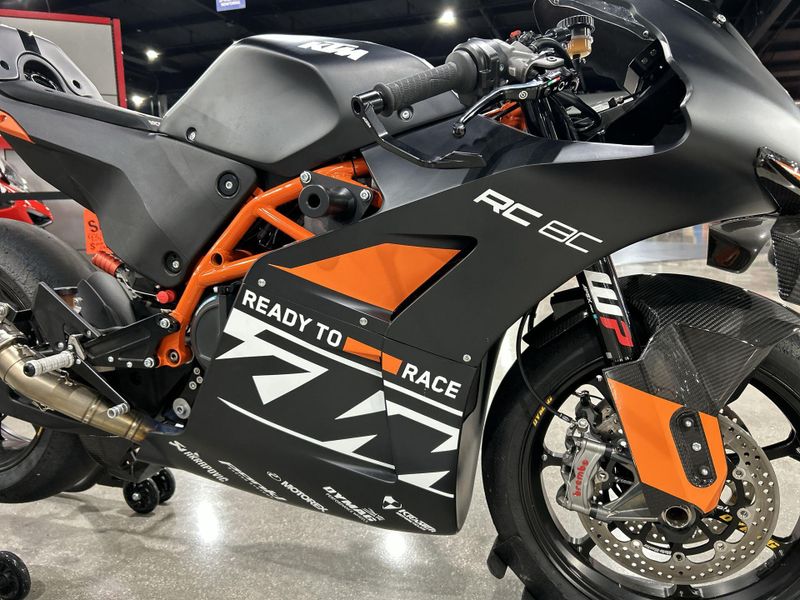 2023 KTM RC 8C  in a BLACK/ORANGE exterior color. Del Amo Motorsports of Redondo Beach (424) 390-7811 delamomotorsports.com 