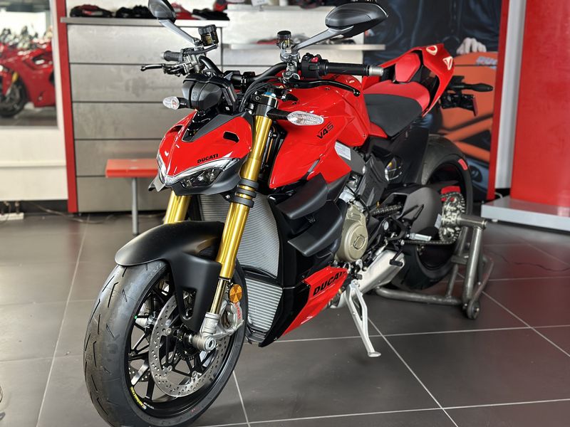 2024 Ducati STREETFIGHTER V4 SImage 3