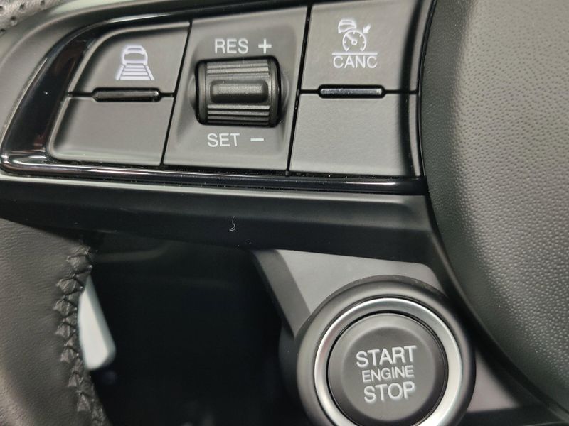 Used 2022 Alfa Romeo Giulia Veloce Premium AWD w/Sunroof/navImage 29