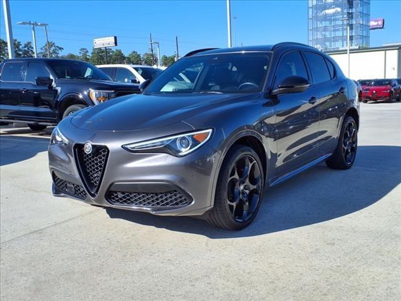 2023 Alfa Romeo Stelvio VeloceImage 12