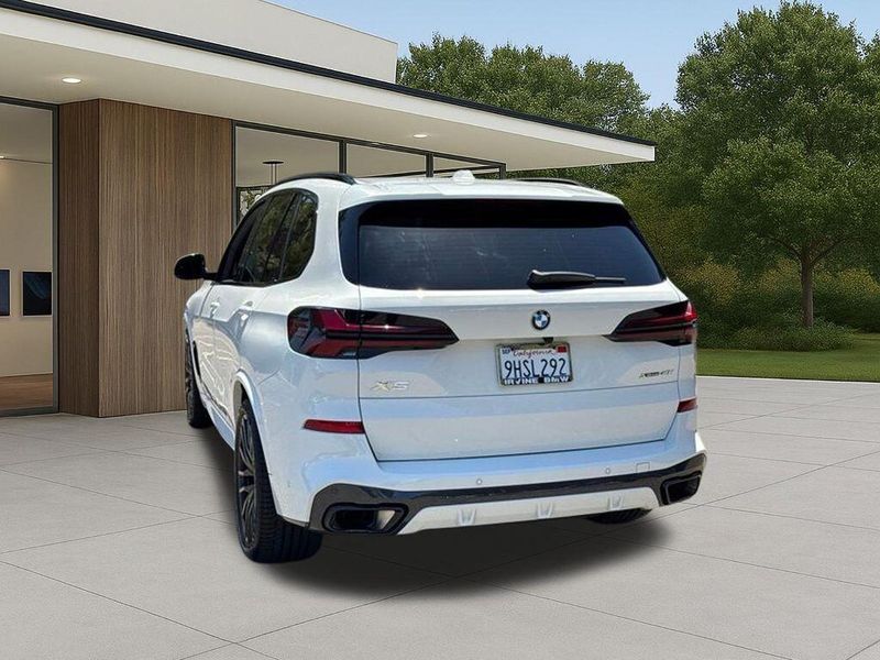Used 2024 BMW X5 xDrive40iImage 11