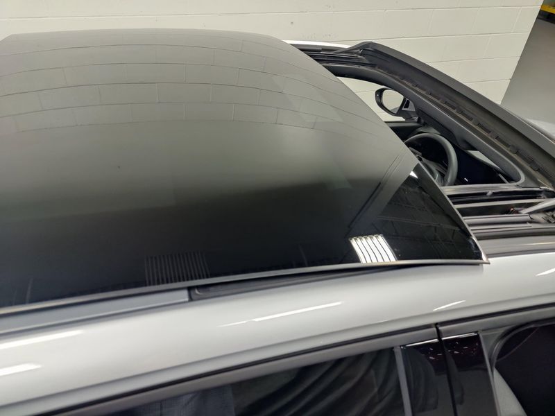 2022 Volkswagen Golf GTI SE w/Sunroof/Leather PkgImage 5