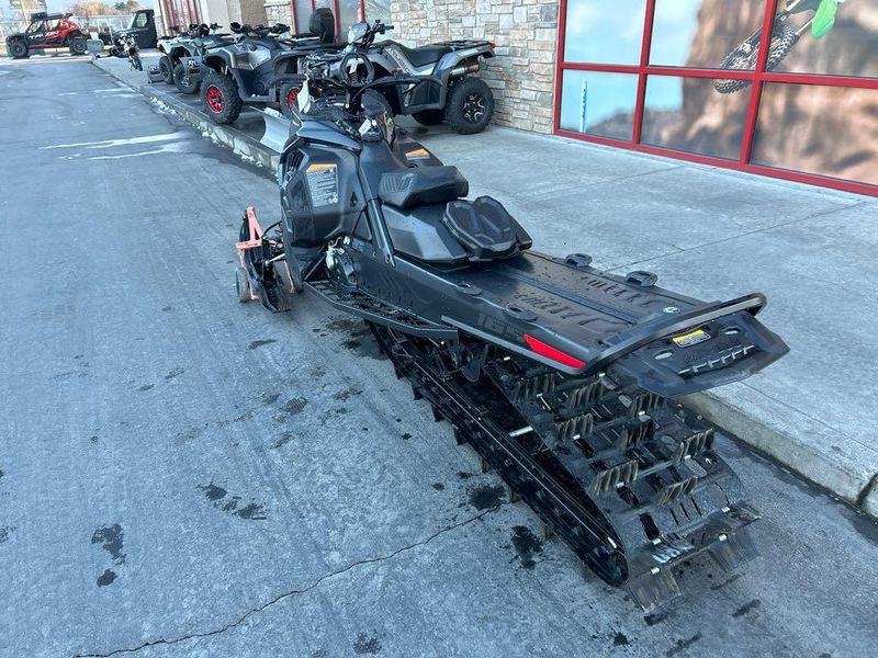 New 2025 Ski-Doo SUMMIT EDGE 850 S HAC 165 3P4F 850 ETEC 165 30 