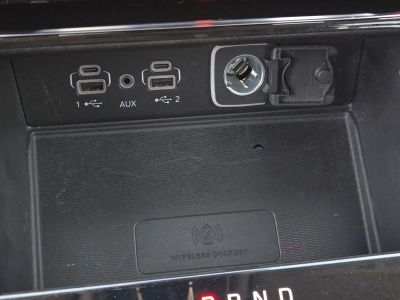 Used 2023 Jeep Grand Cherokee L Laredo 4x2