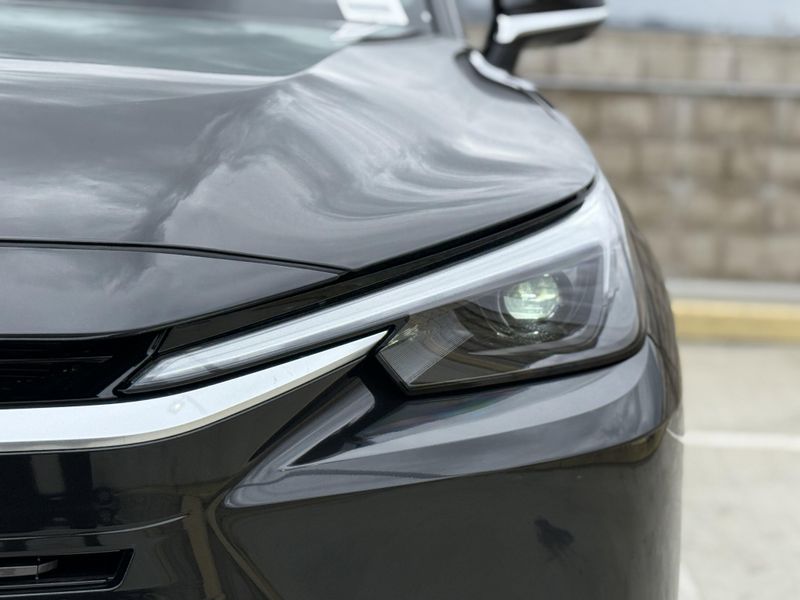 2025 Lexus TX Image 8